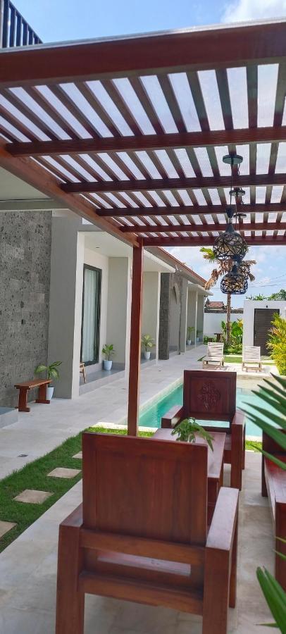 Mega Canggu Guest House Eksteriør billede